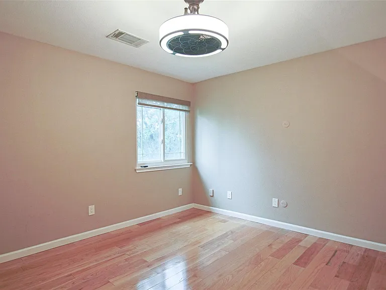 1109 Traci Michelle Dr — Photo 22
