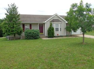 250 Golden Pond Ave, Oak Grove, KY 42262