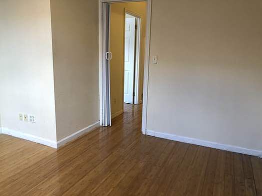 3rd image of 169 E 115th St APT 4B