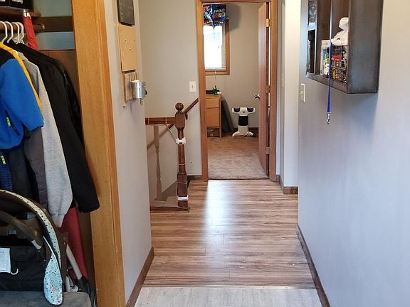 3rd image of 5210 S 52nd St
