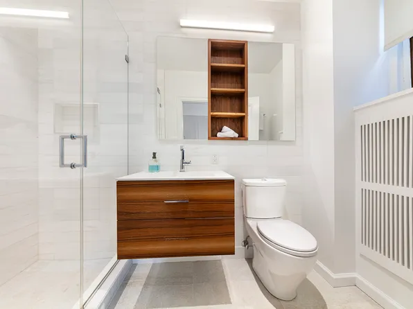 210 West 90th Street image 7 of 12