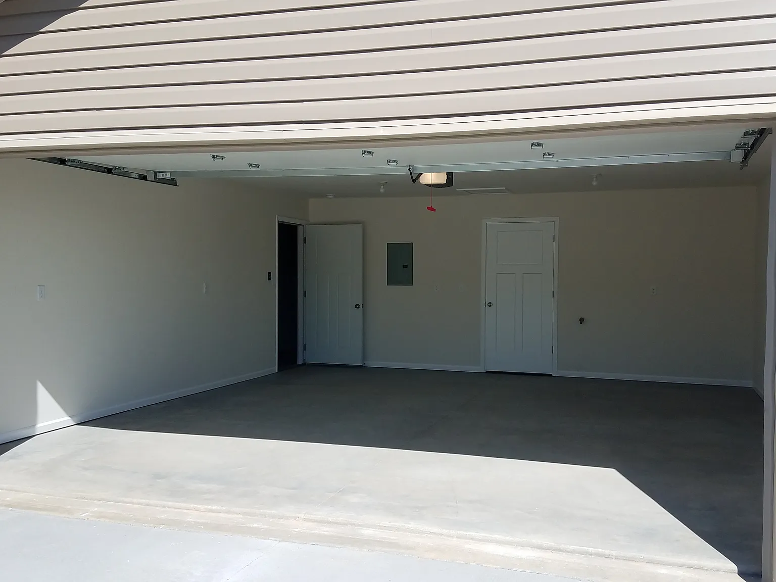 2 bed, 1200 sqft, $1,275 — Photo 2