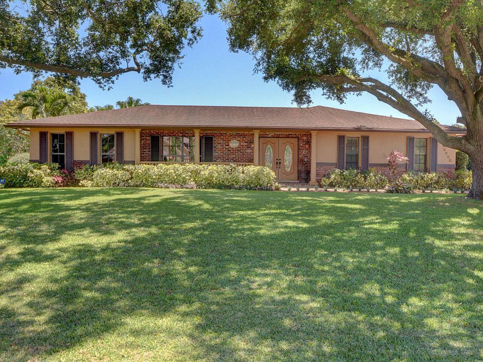1st image of 10950 SW 42nd Ct