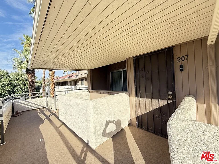 2857 N Los Felices Rd #207 — Photo 8