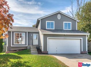 20123 Gateway Rd, Elkhorn, NE 68022