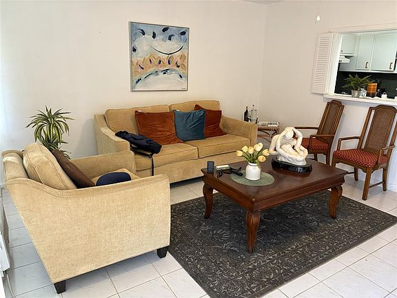 5th image of 91 Preston C #C