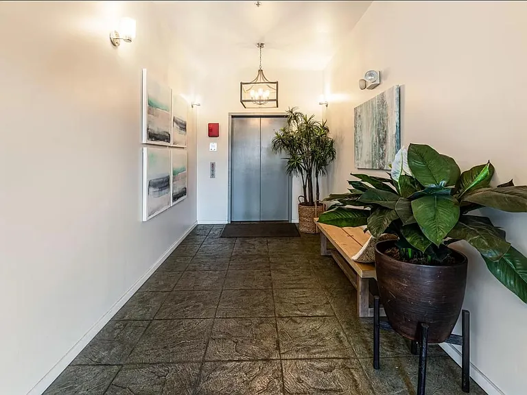 500 Elliott Ave W #208 — Photo 18