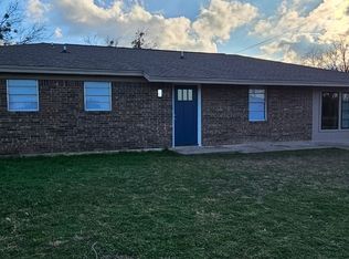 1201 Gantt St, Bangs, TX 76823