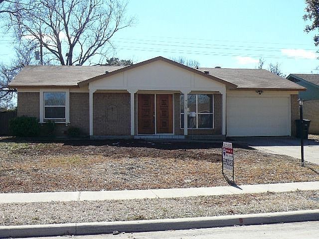 1st image of 738 Dewberry Dr