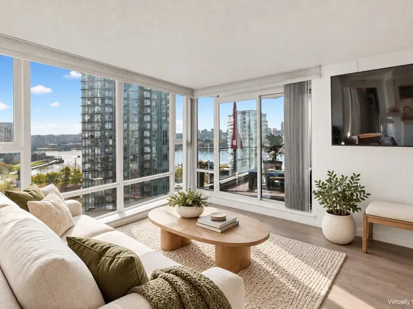 455 Beach Cres #1501, Vancouver, BC V6Z 3E5