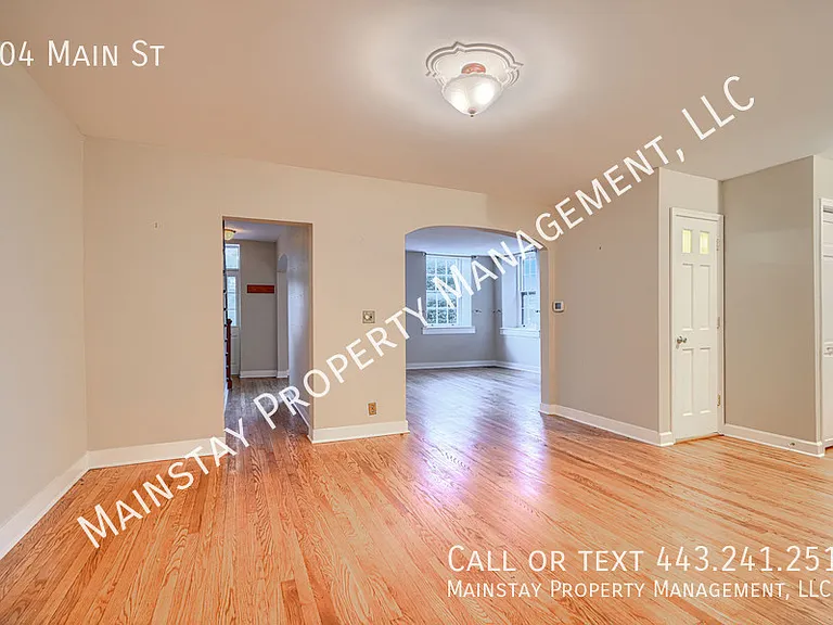 704 Main St — Photo 6