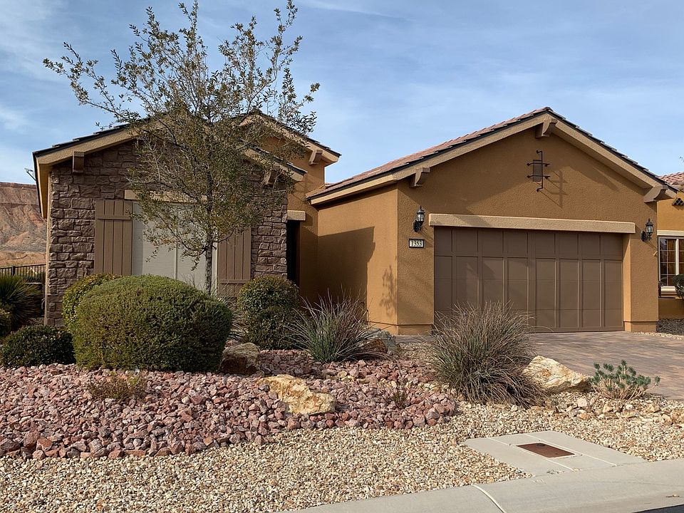 Beautiful Mesa from backyard