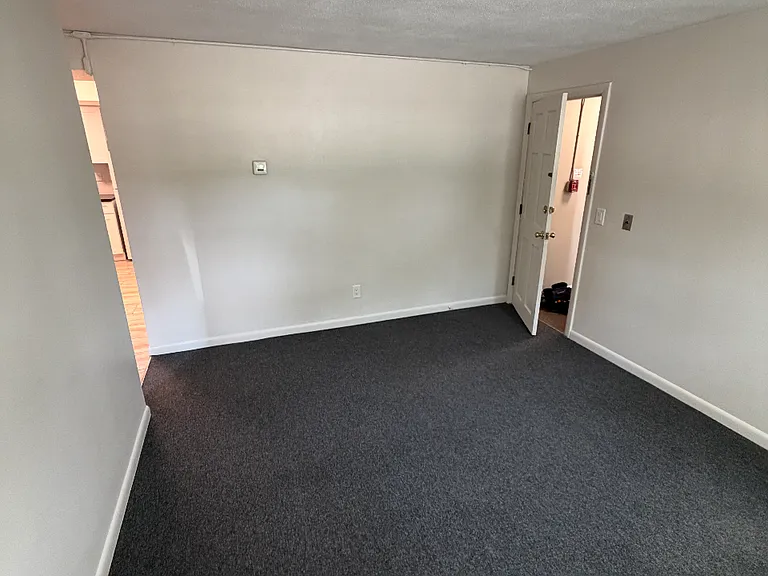 55 Alabama Ave #1A — Photo 5