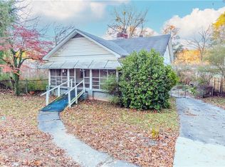 2172 Ben Hill Rd, East Pt, GA 30344