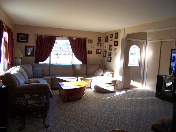 5th image of 3744 Lake Michigan Dr NW