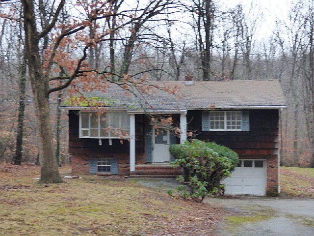 1st image of 39 High Crest Dr