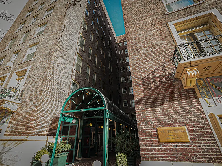 29 S State St #613 — Photo 16