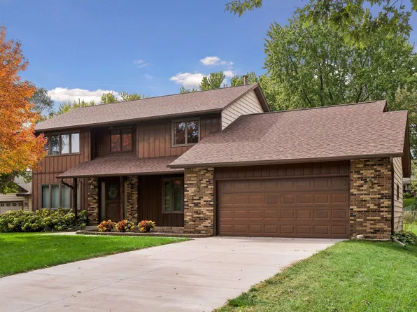 11760 Van Buren St NE, Blaine, MN 55434