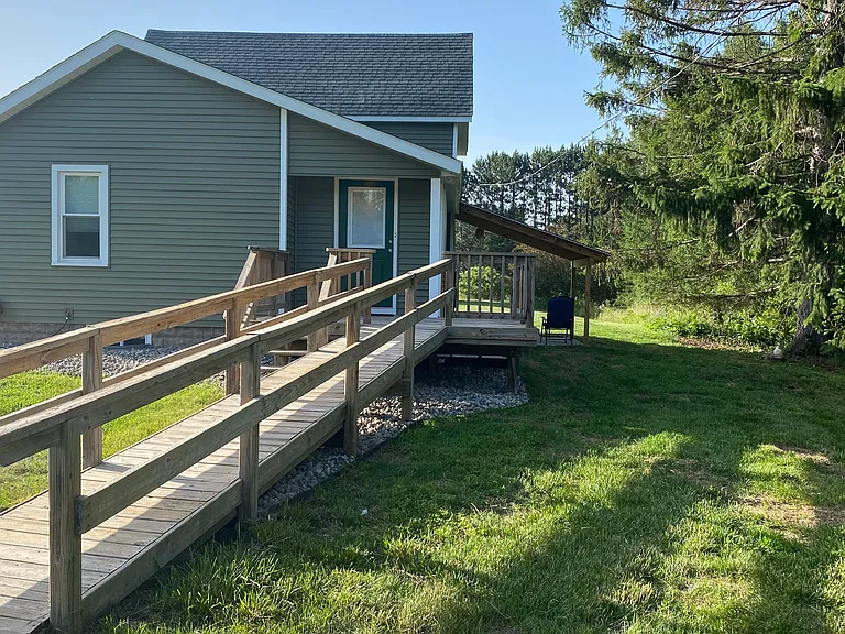 2921 E Mier Rd — Photo 10
