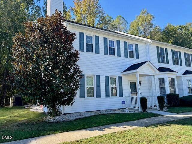 1st image of 813 Saint Catherines Dr