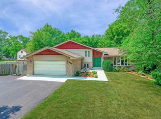 17628 Highland Ave, Tinley Park, IL 60477
