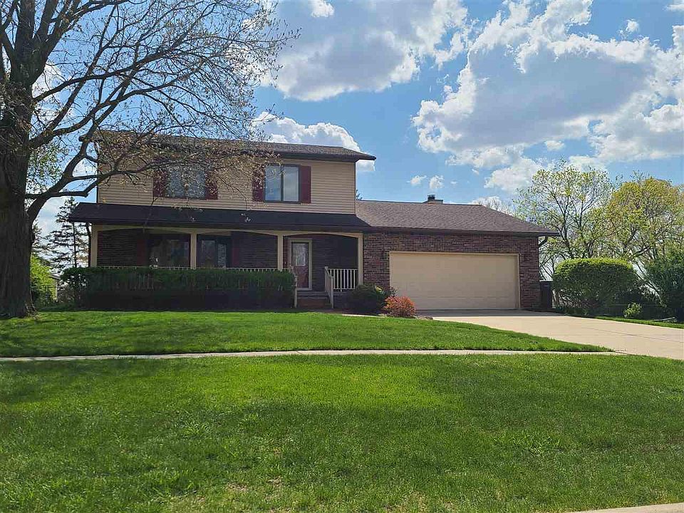 1st image of 2328 Minnetonka Dr