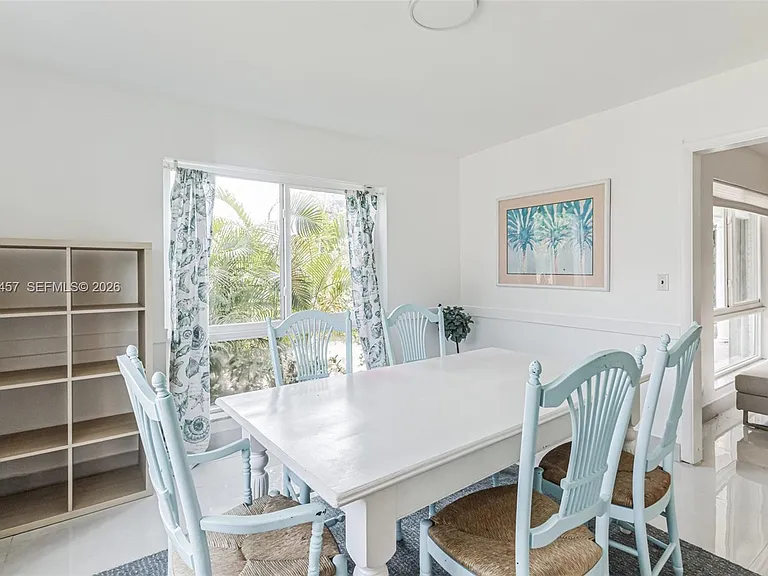 633 N Crescent Dr — Photo 25