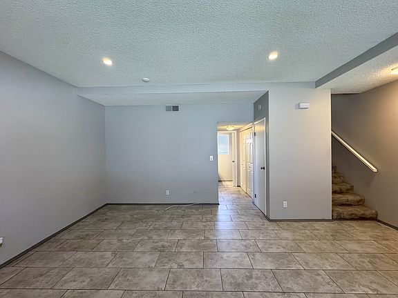 5th image of 527 N Holliston Ave APT 2