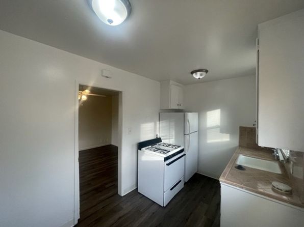 497 Leigh Ave APT 4