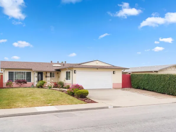 556 Los Coches Ave, Salinas, CA 93906