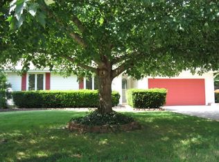 1247 W Highland St, Springfield, MO 65807