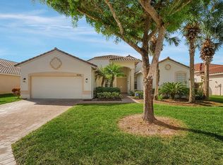 9062 Whitfield Dr, Estero, FL 33928