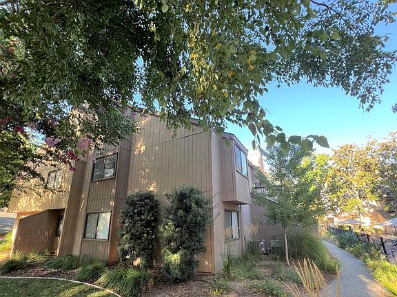 5th image of Woodside Ln #4