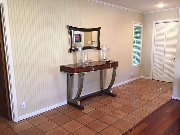 2nd image of 626 Santa Monica Pl