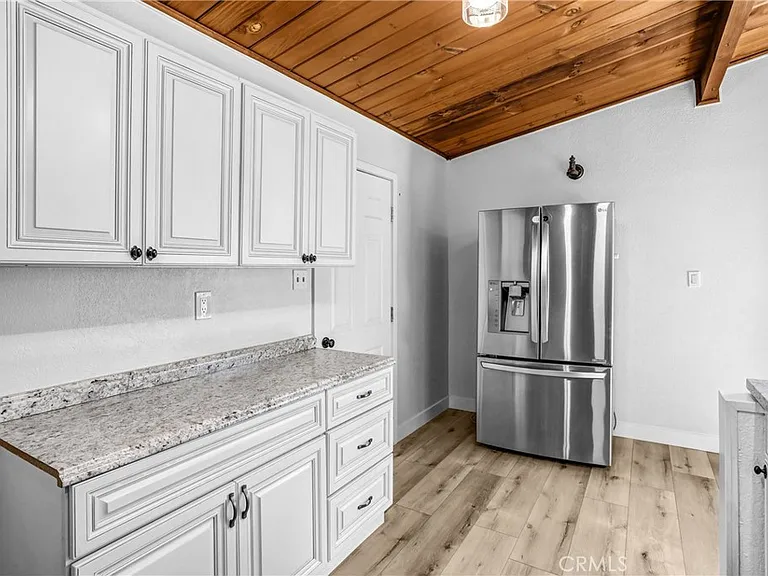 230 N Calvados Ave — Photo 13