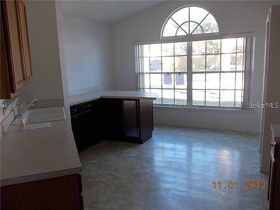 5th image of 107 Wornall Dr