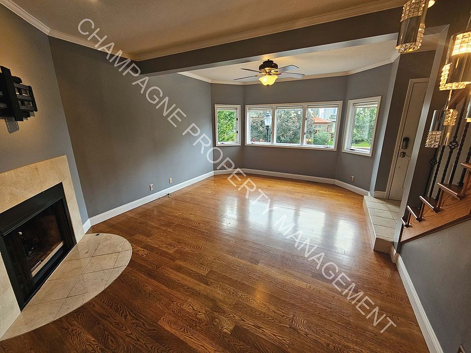 1st image of 209 E 30th St