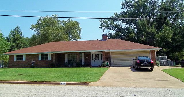 1st image of 512 Gardner Dr