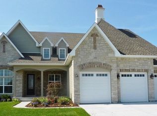 15708 S Creekview Dr, Plainfield, IL 60544