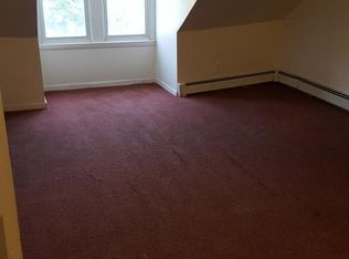 400 E 20th St, Chester, PA 19013
