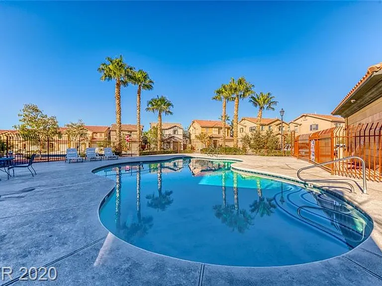 1172 Paradise Desert Ave — Photo 29