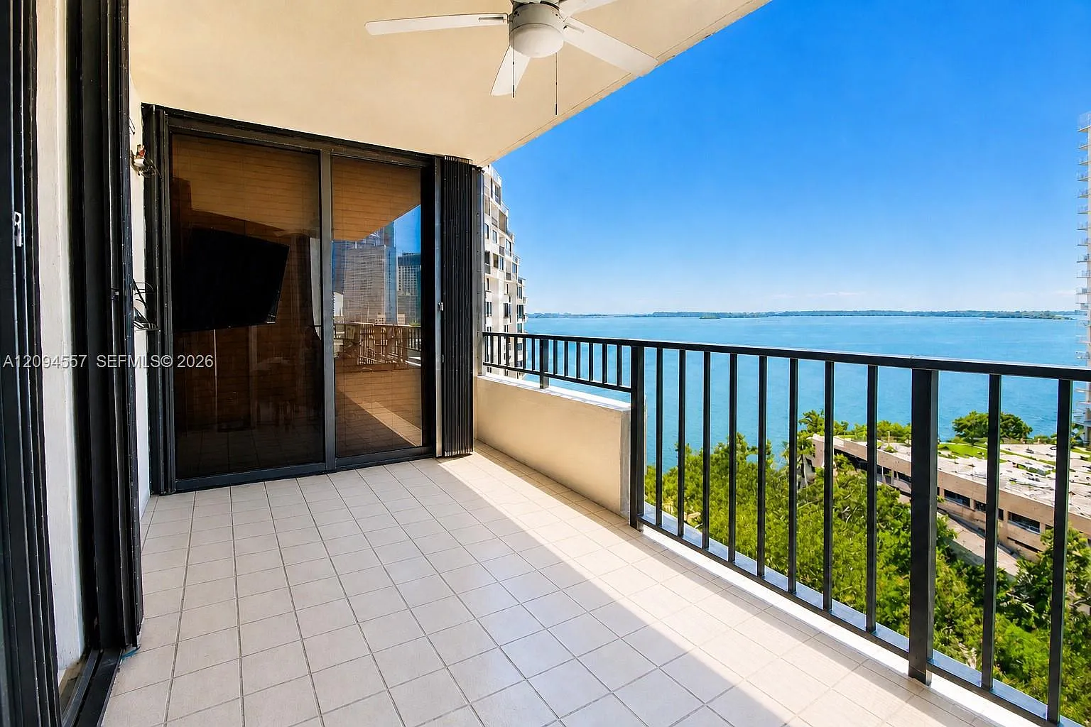 Brickell Key One Condo — Photo 4