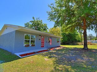 100 Bardin Estates Ct, Palatka, FL 32177