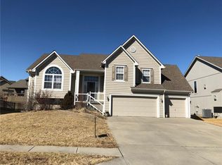 7804 NE 112th St, Kansas City, MO 64157