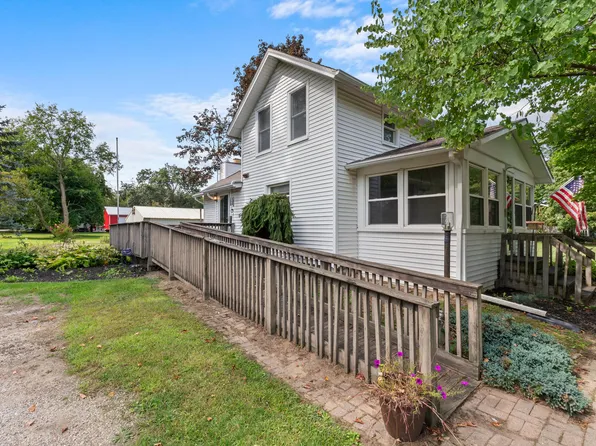 216 Spink St, Hanover, MI 49241