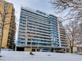 3018 Yonge St #810, Toronto, ON