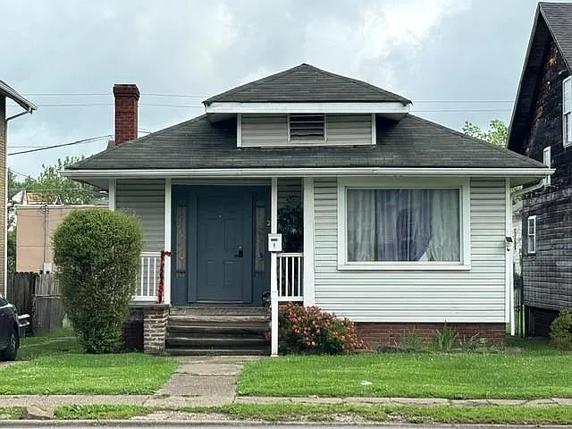 2210 Adams Ave photo 1