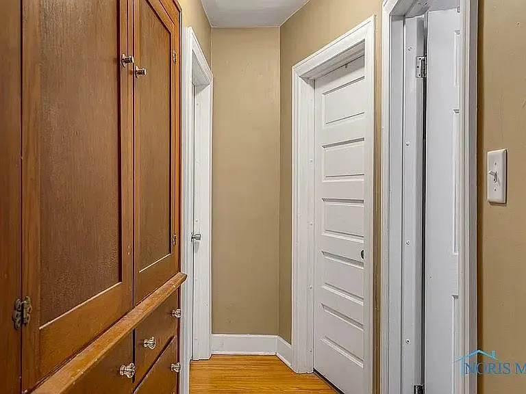 6 bed, 2.0 bath, $375 — Photo 3