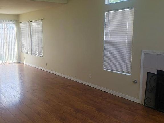 3rd image of 1247 N Stimson Ave