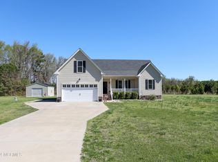 129 Newbern Rd, Jarvisburg, NC 27947